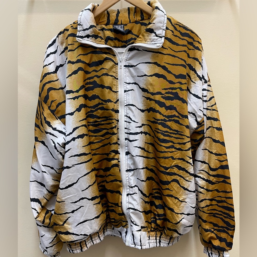 Womens vintage spirit first XL full zip jacket tiger print